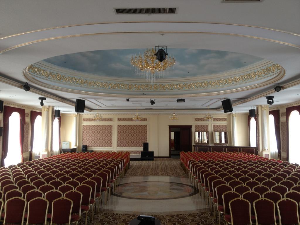 Regardal Hotel Almaty Eksteriør billede