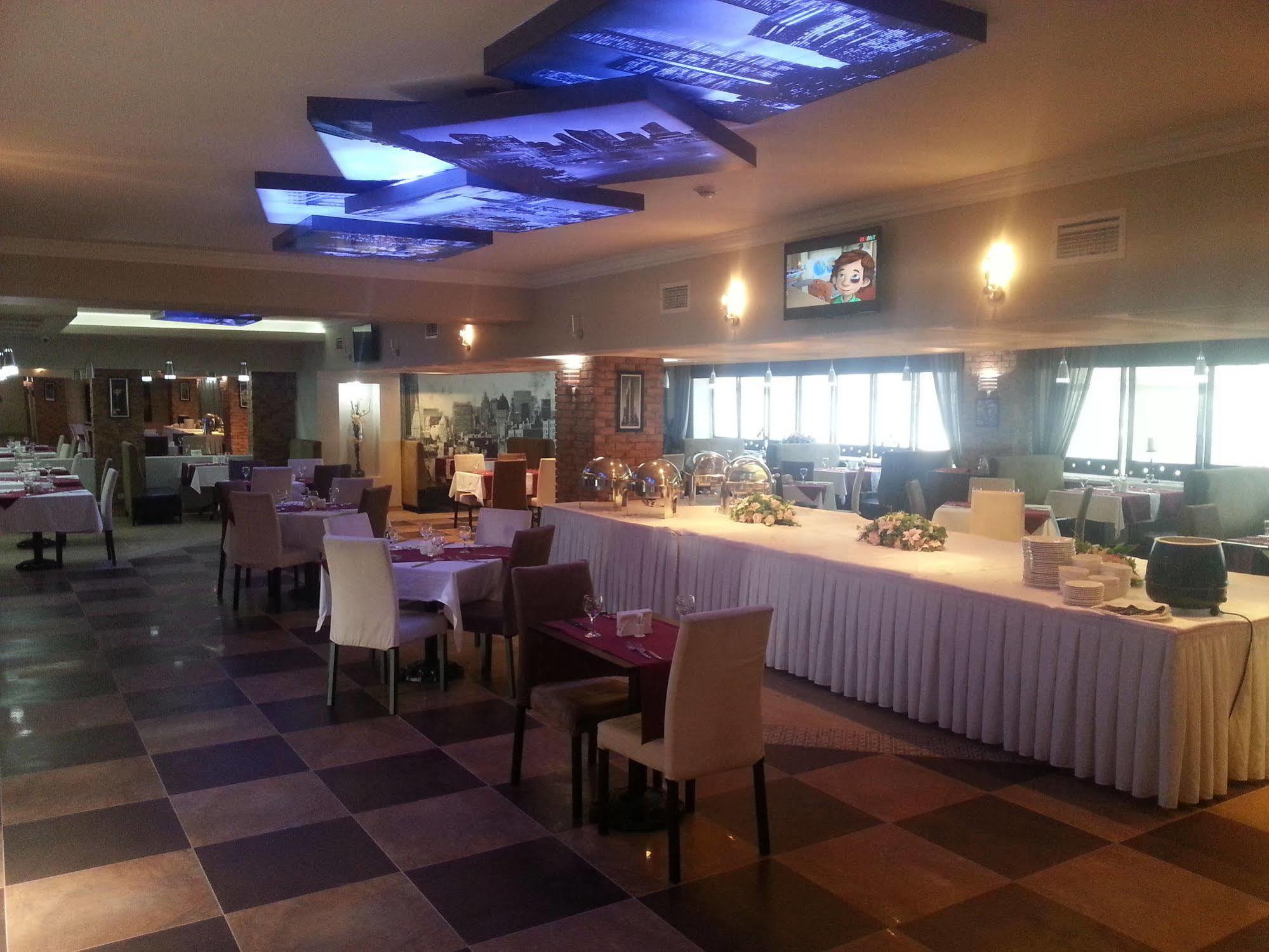 Regardal Hotel Almaty Eksteriør billede
