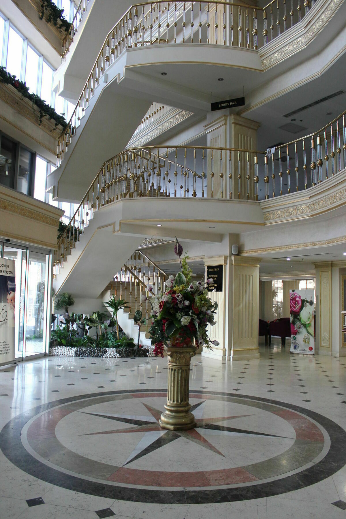 Regardal Hotel Almaty Eksteriør billede